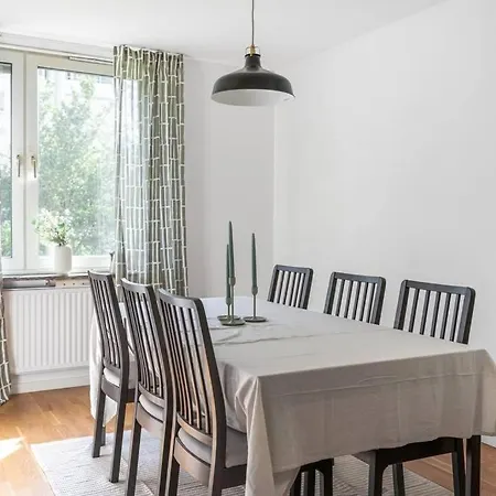 Διαμέρισμα Piekny Stylowy Apartament U Niny Γκντίνια